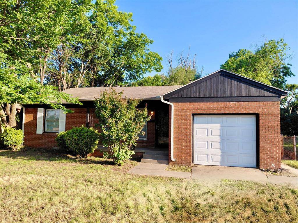 1702 W Britton RD, The Village, OK 73120