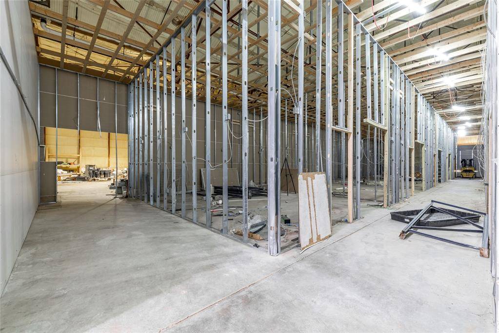 900 N 4 ST, Guthrie, OK 73044