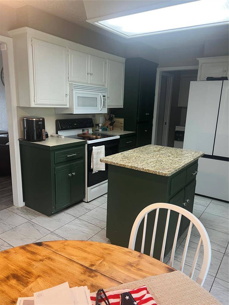 2912 Eastgate DR, Seminole, OK 74868
