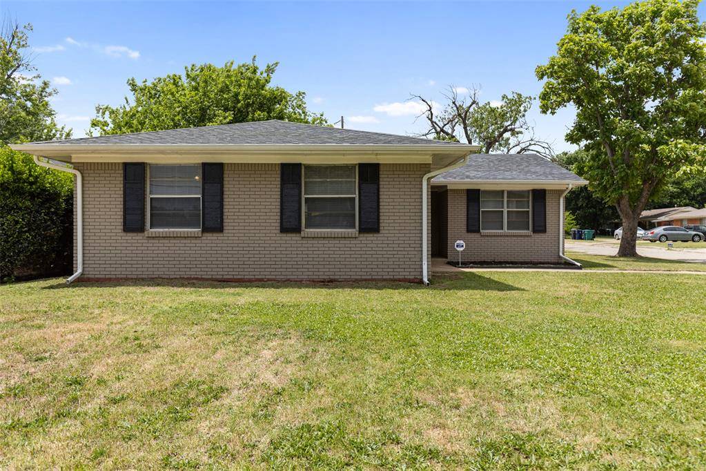 8221 N Harvey AVE, Oklahoma City, OK 73114