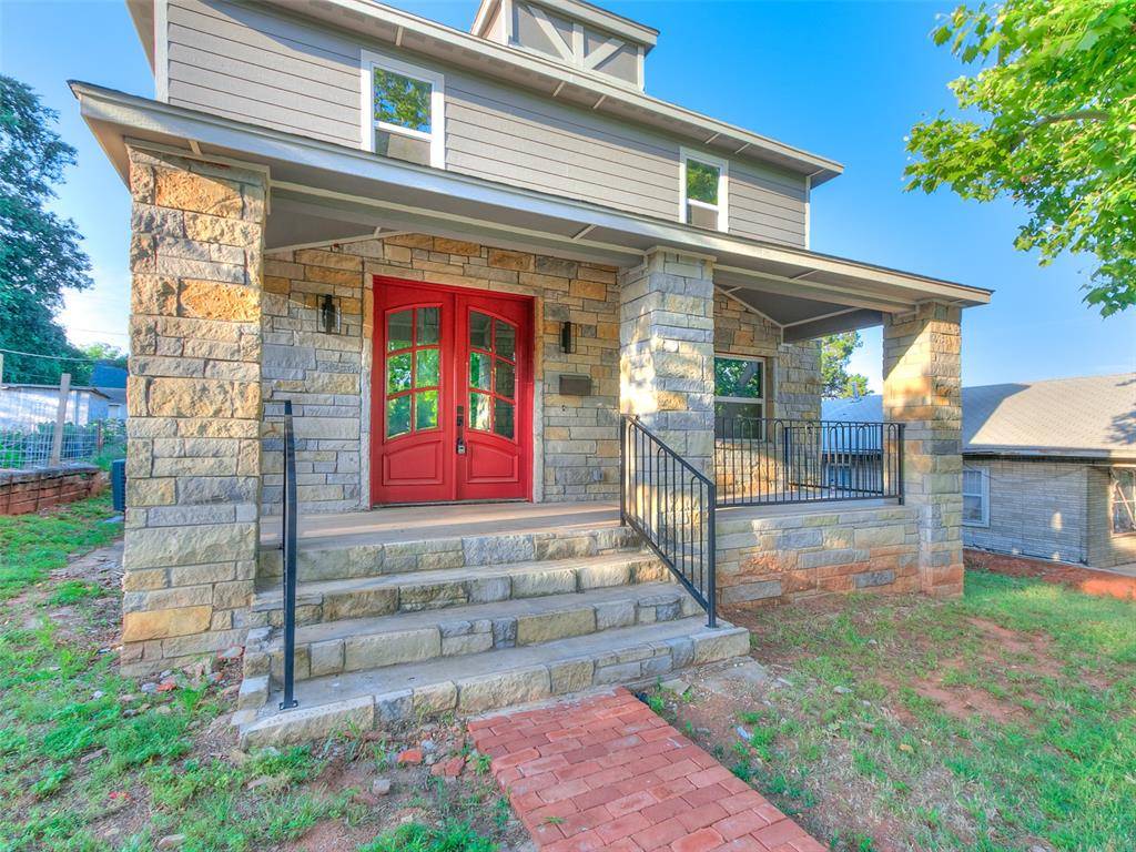 105 E College AVE, Guthrie, OK 73044