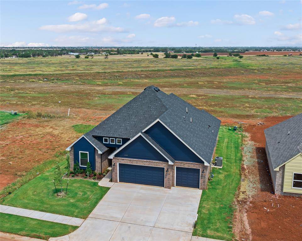1242 Copper Ridge CIR, Piedmont, OK 73078
