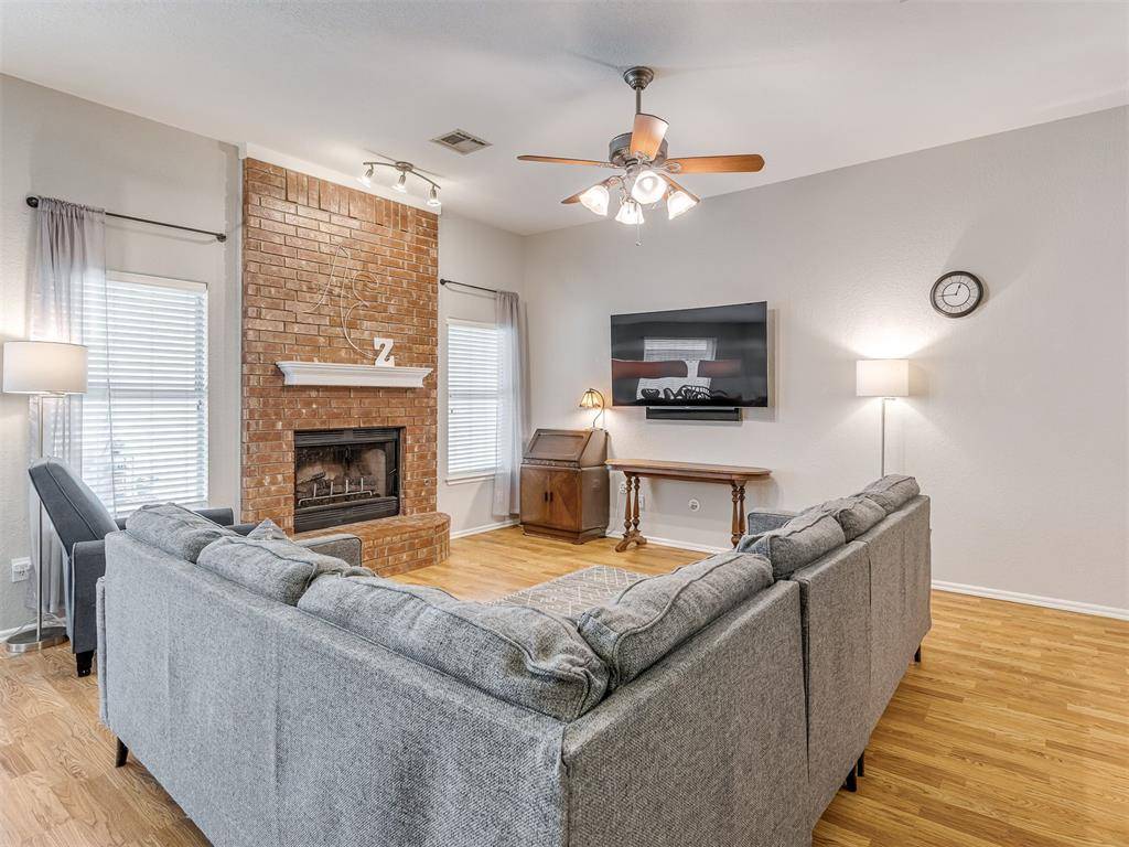 917 Goshawk DR, Norman, OK 73072