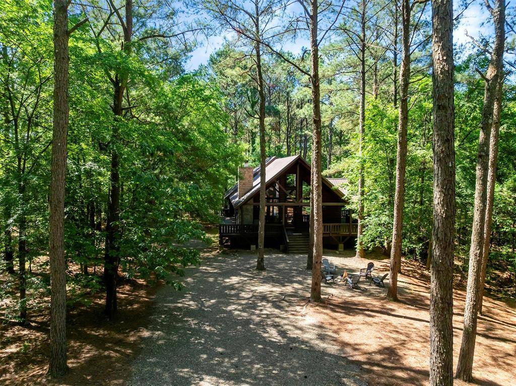 96 Starfish RD, Broken Bow, OK 74728