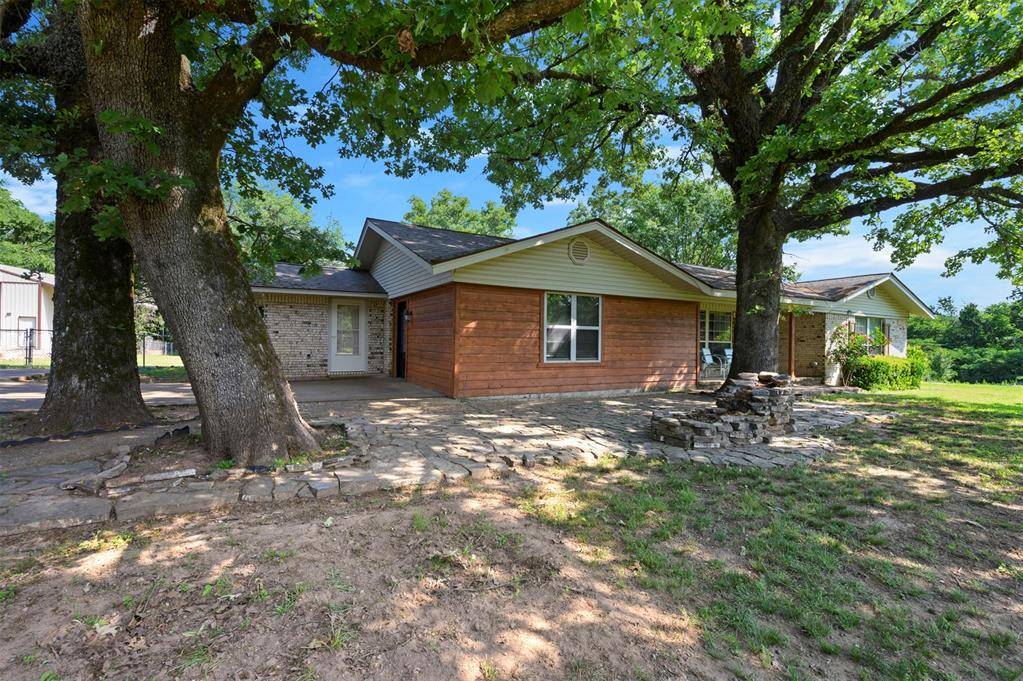 555 Skipjack RD, Eagletown, OK 74734