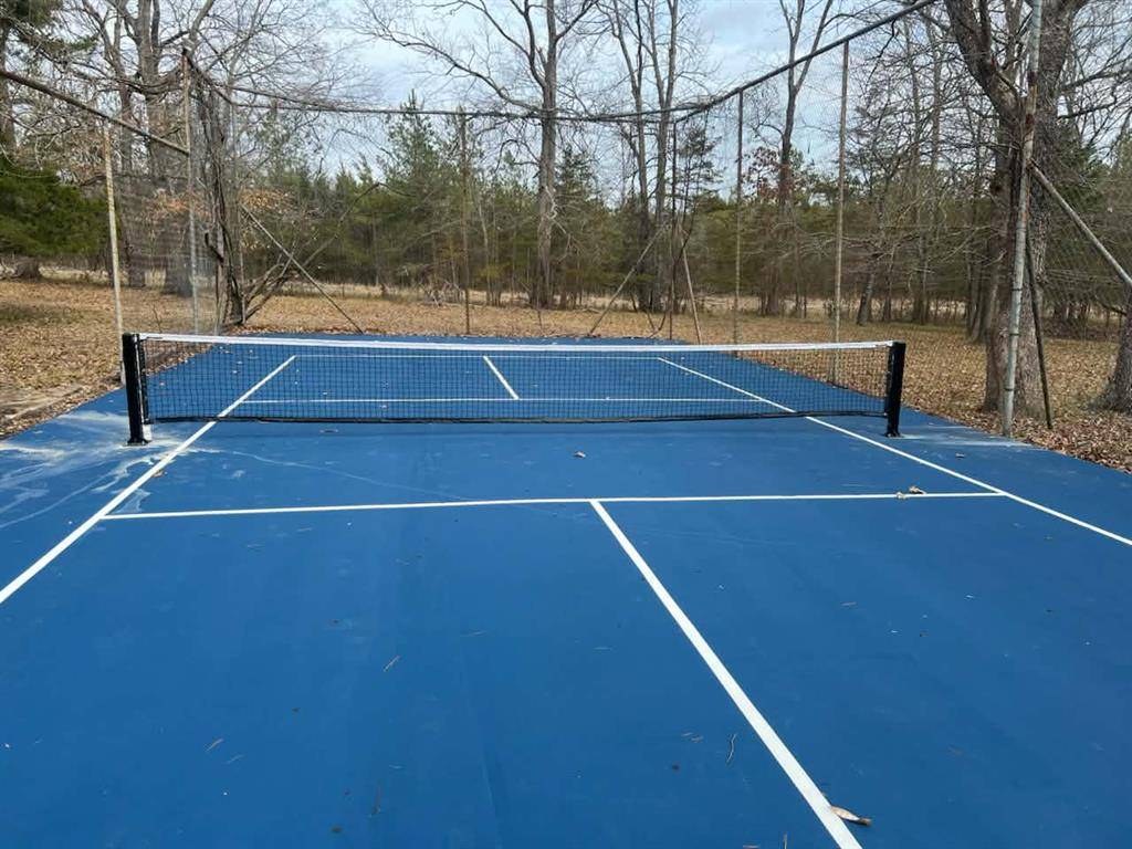 129 Halibut Cove LN, Broken Bow, OK 74728
