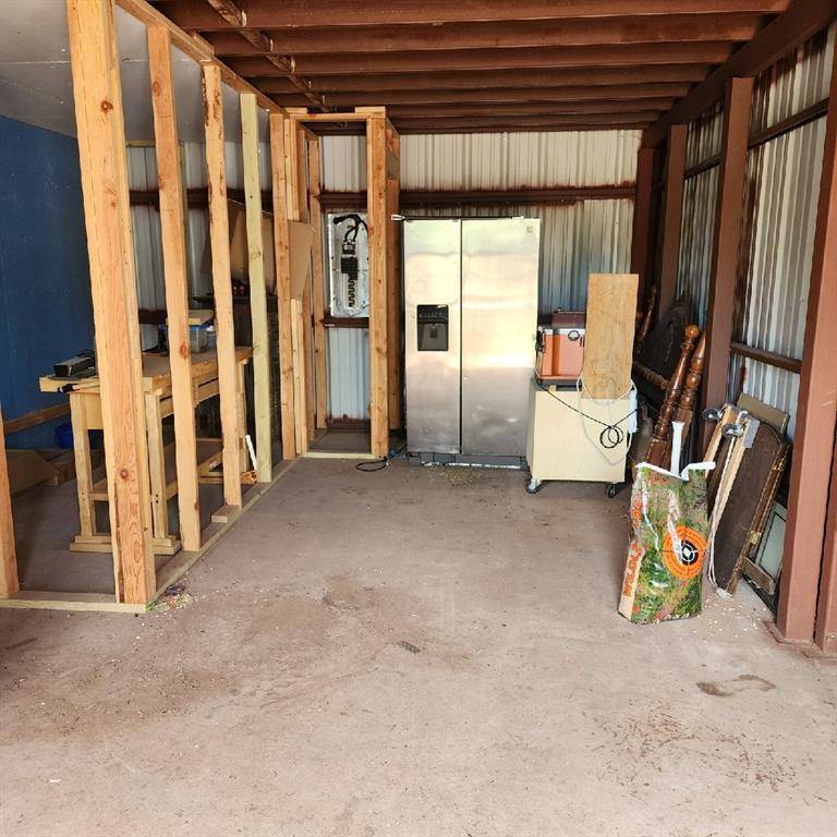 16085 N County Road 3040, Lindsay, OK 73052