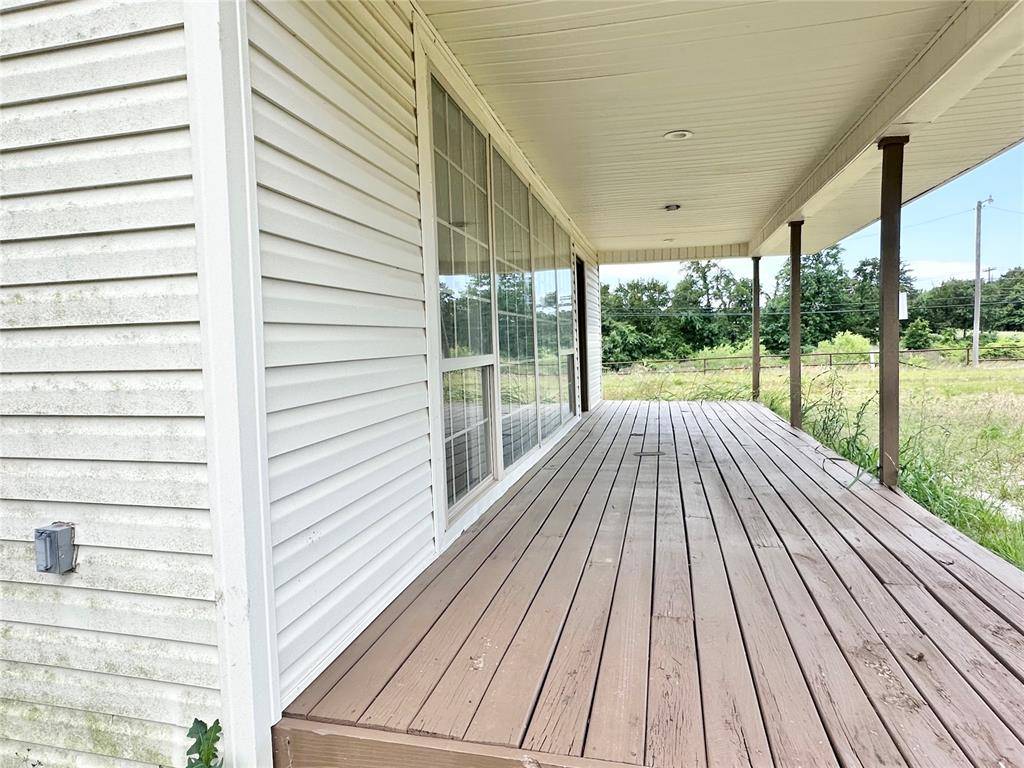 1705 W Walnut ST, Tecumseh, OK 74873