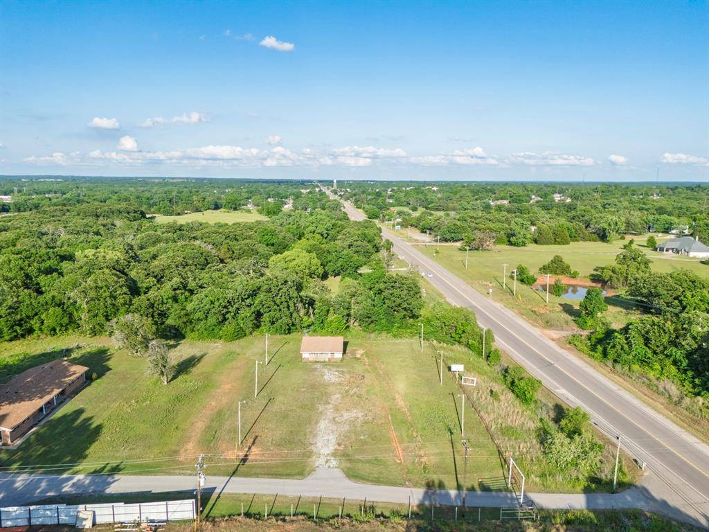 1705 W Walnut ST, Tecumseh, OK 74873