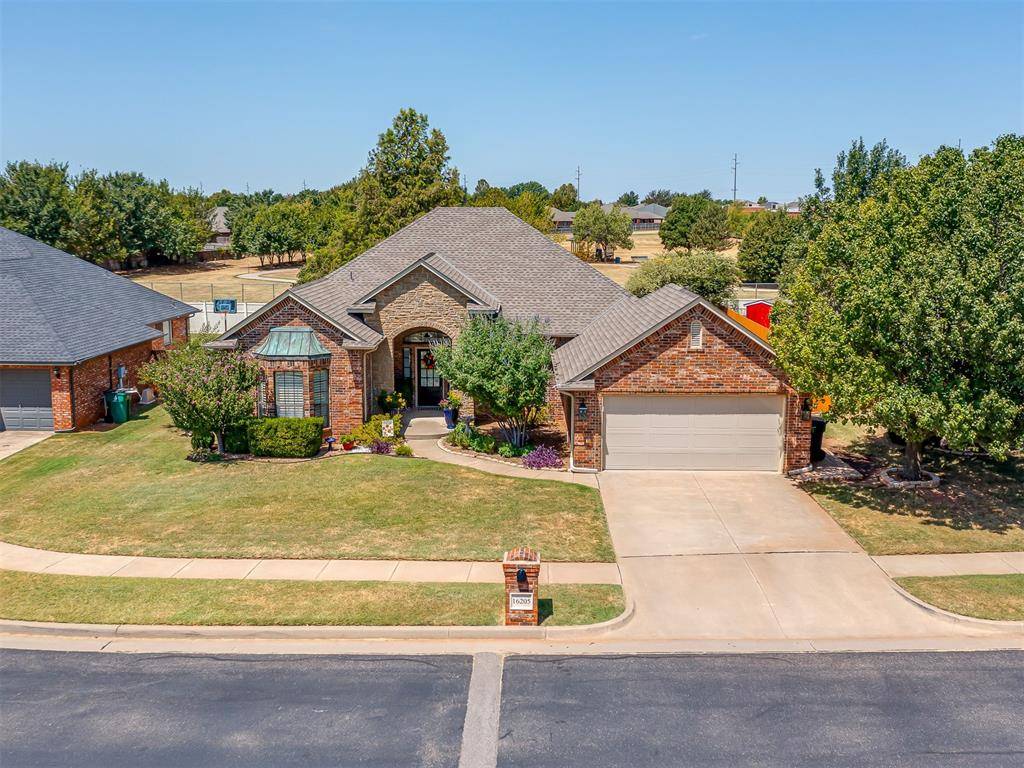 16205 Old Oak DR, Edmond, OK 73013