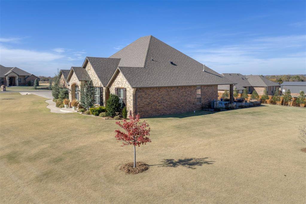 1314 Glenwood DR, Tuttle, OK 73089