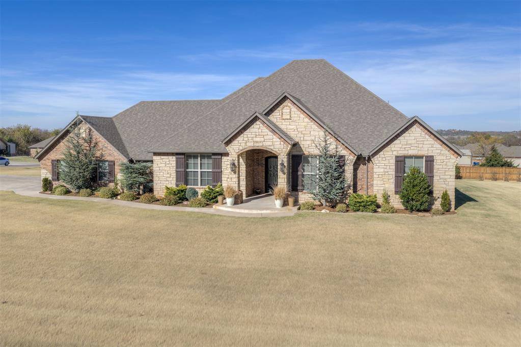 1314 Glenwood DR, Tuttle, OK 73089