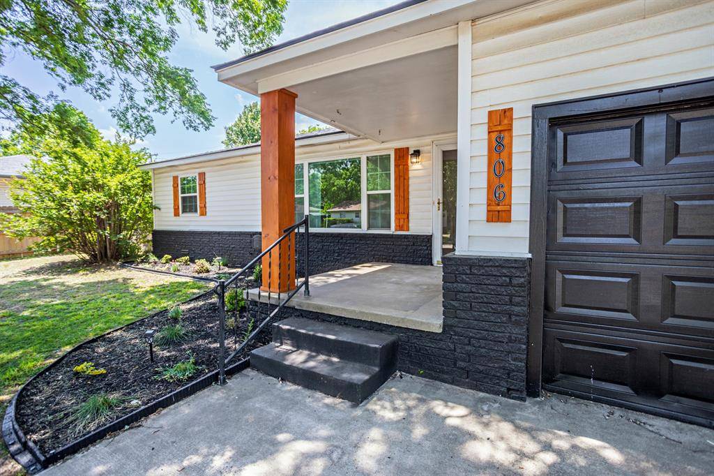 806 Myrtle DR, Tecumseh, OK 74873