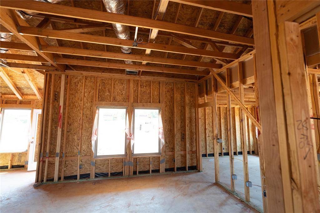 10348 SW 56th ST, Mustang, OK 73064