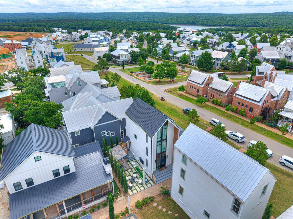 67 Lower Greenway #A, Carlton Landing, OK 74432