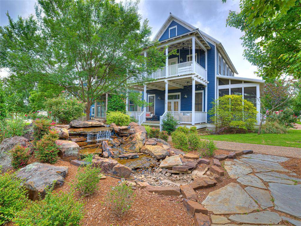 35 S Center LN, Carlton Landing, OK 74432