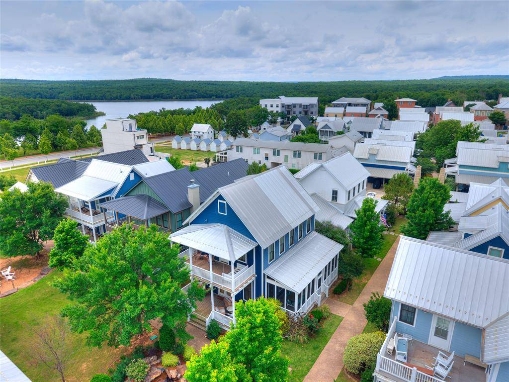 35 S Center LN, Carlton Landing, OK 74432