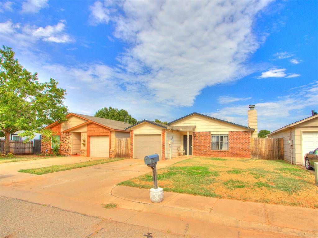 432 Dauphin AVE, Edmond, OK 73034