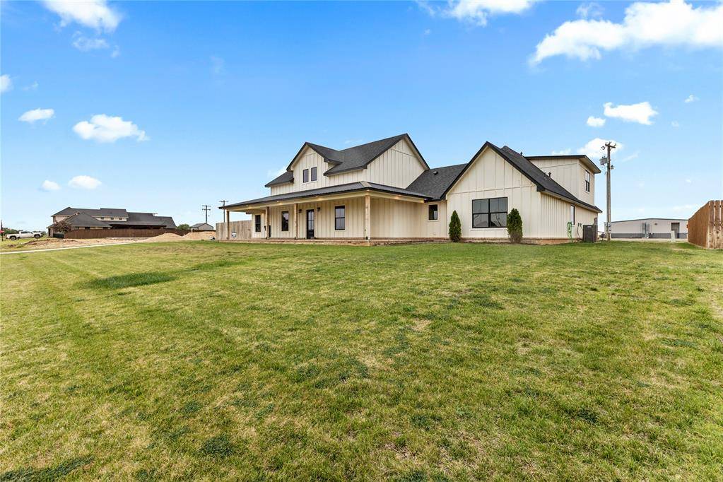 300 Murrel AVE, Okeene, OK 73763