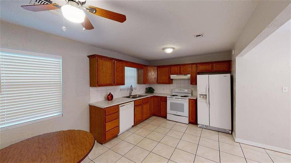 727 NW 36th ST, Lawton, OK 73505