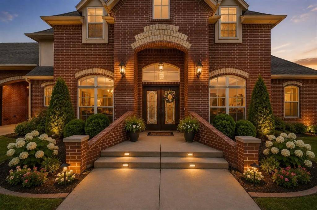 3410 Blackbird LN, Norman, OK 73071
