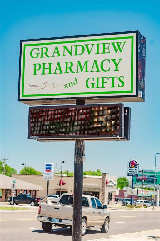 1220 W 3rd ST, Elk City, OK 73644