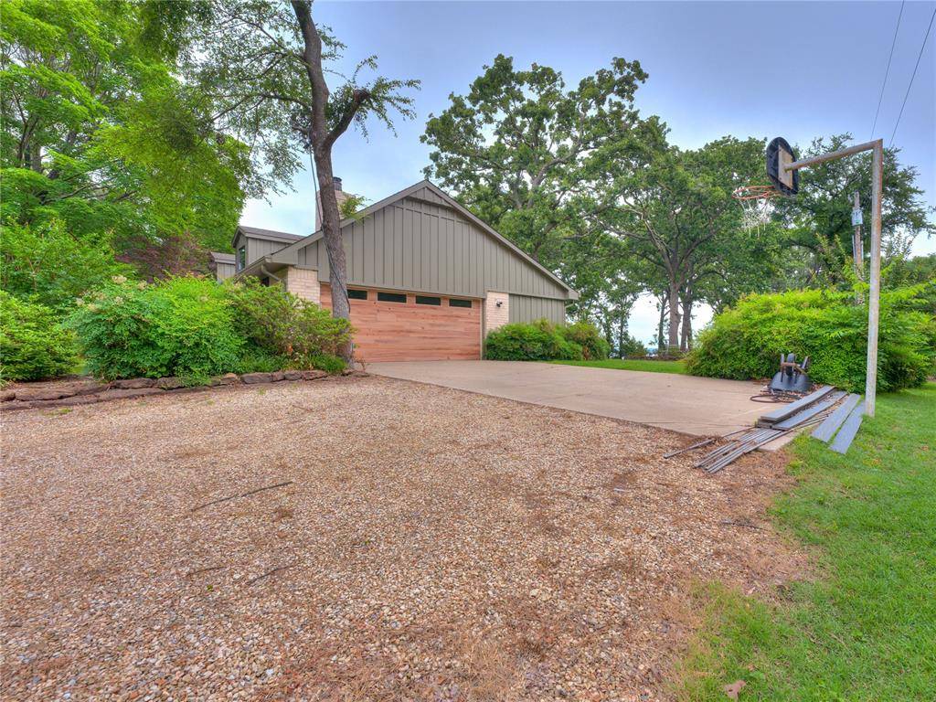 560 N 4395, Pryor, OK 74361