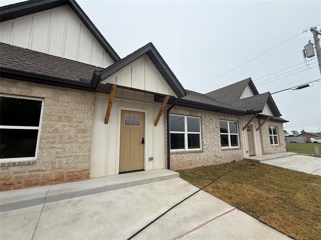 100 S. Walnut ST, Edmond, OK 73003