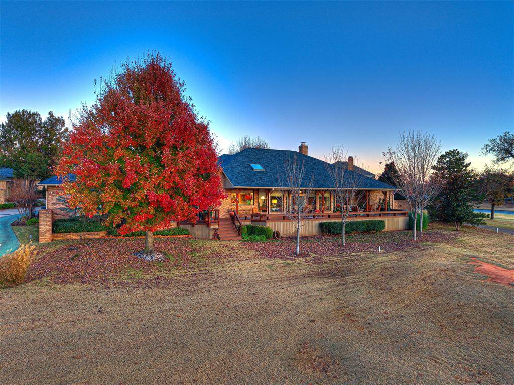 650 E Oak PL, Edmond, OK 73025