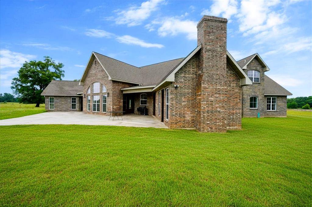 279 Boulder Valley RD, Idabel, OK 74745
