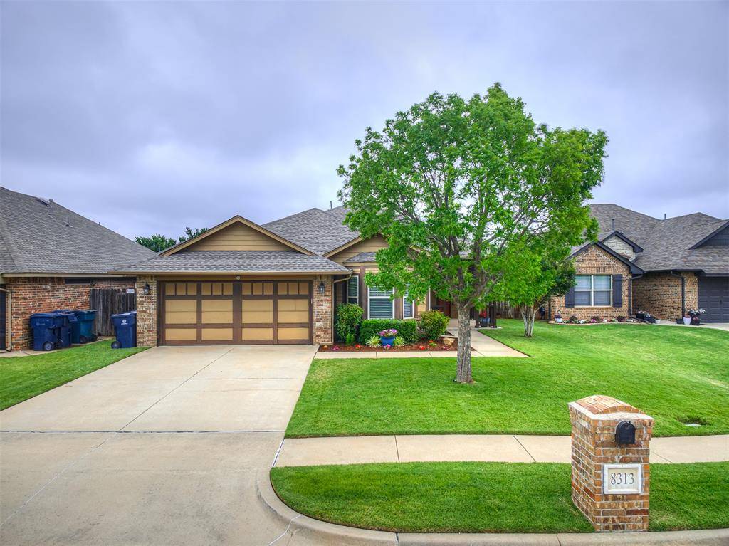 8313 NW 141st CIR, Oklahoma City, OK 73142