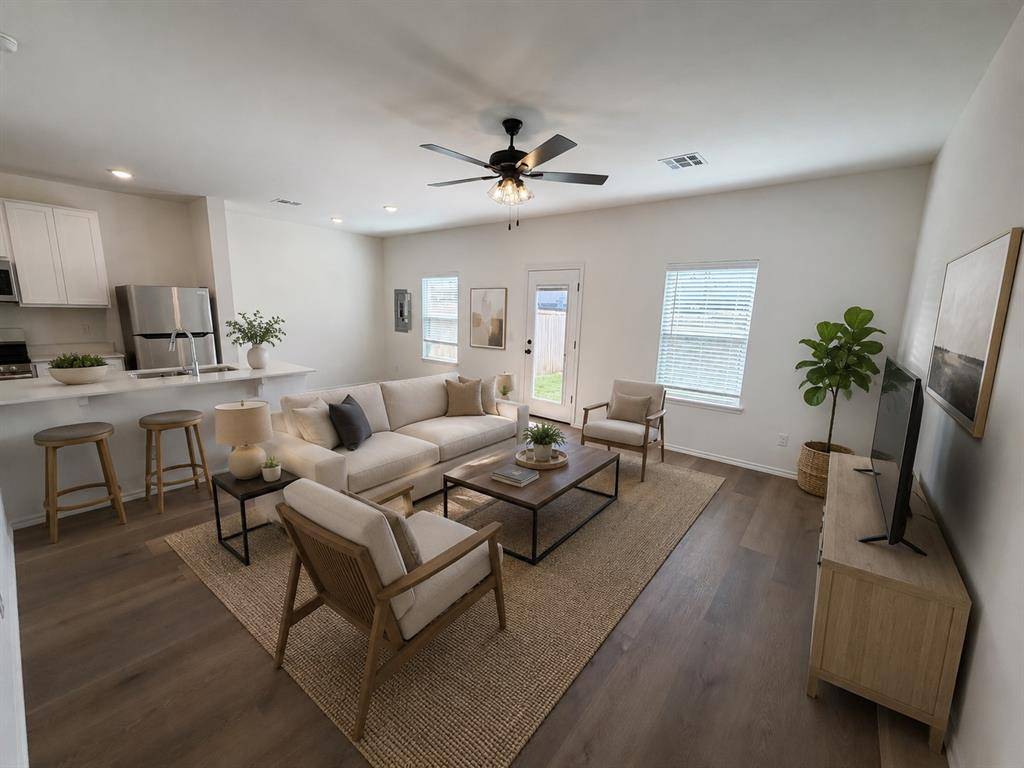301 Aaran WAY, Yukon, OK 73099