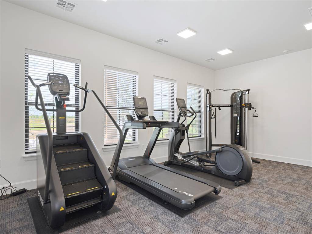 7813 NW 163rd ST, Oklahoma City, OK 73013