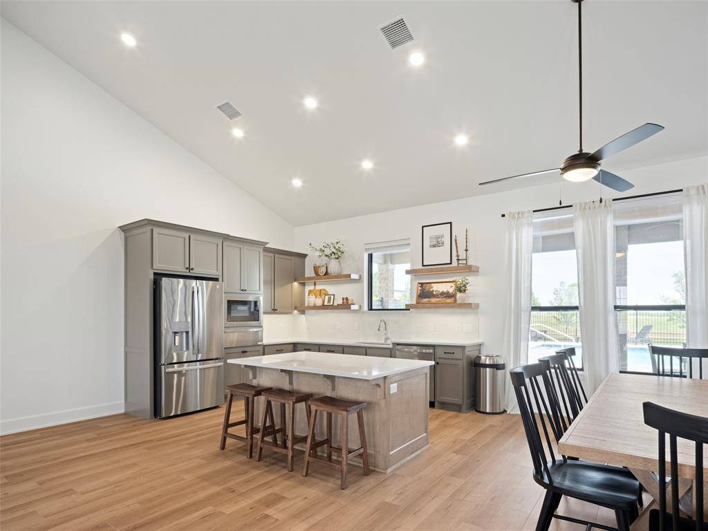 7813 NW 163rd ST, Oklahoma City, OK 73013