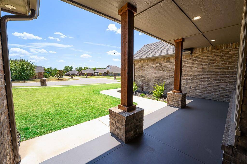 503 Cantebury DR, Tuttle, OK 73089