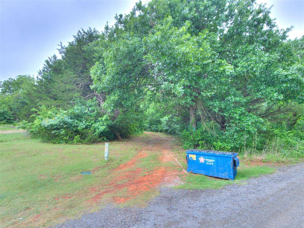 1107 Willow Creek DR, Guthrie, OK 73044