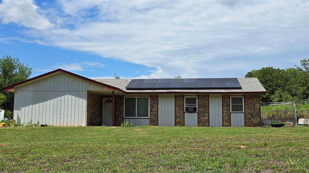 15421 S Hickory LN, Noble, OK 73068