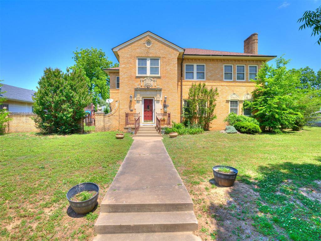 401 W 6th AVE, Bristow, OK 74010