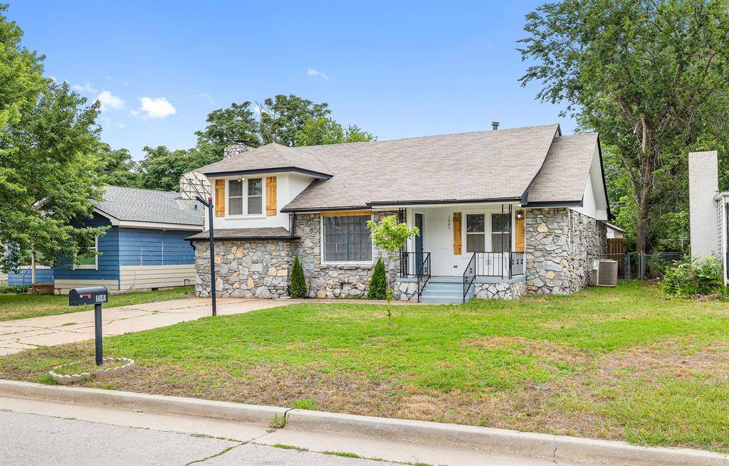 1045 S Reno AVE, El Reno, OK 73036
