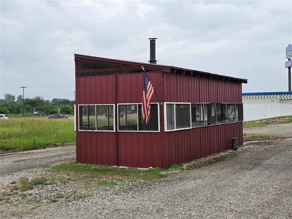21 W Coplin ST, Okemah, OK 74859