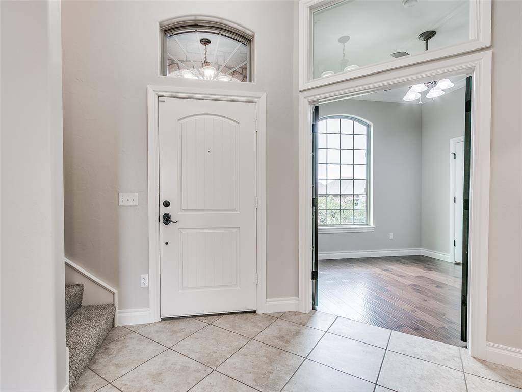 308 Madison Place DR, Moore, OK 73160