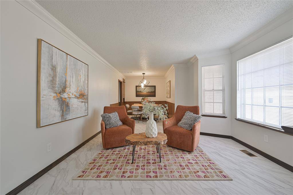 328 NE 61st ST, Oklahoma City, OK 73105