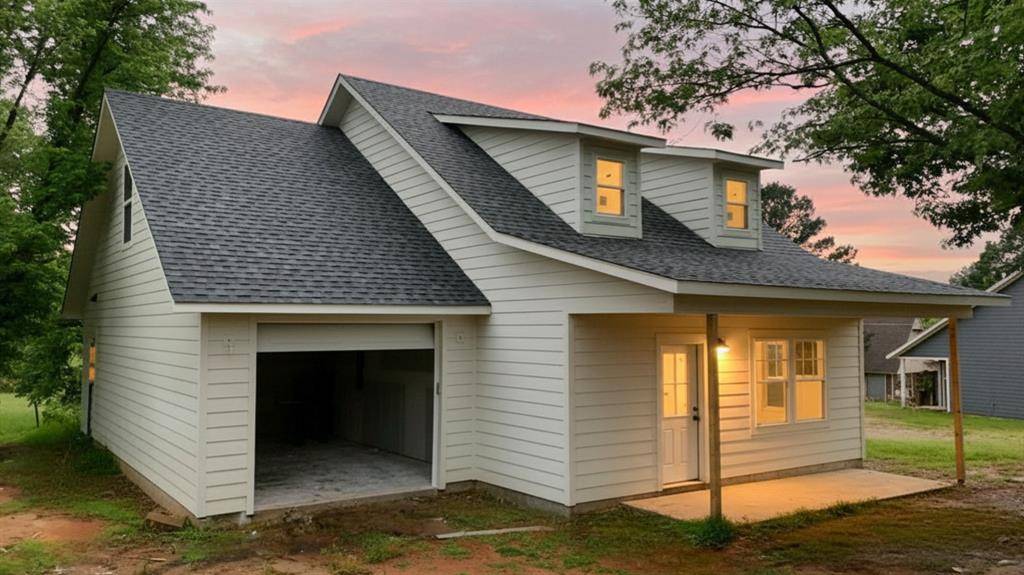 1867 Rockford DR, Eufaula, OK 74432