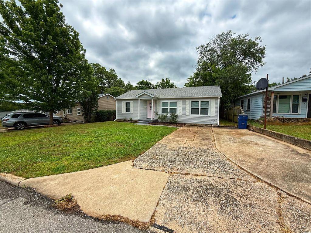 1215 Carol DR, Shawnee, OK 74804