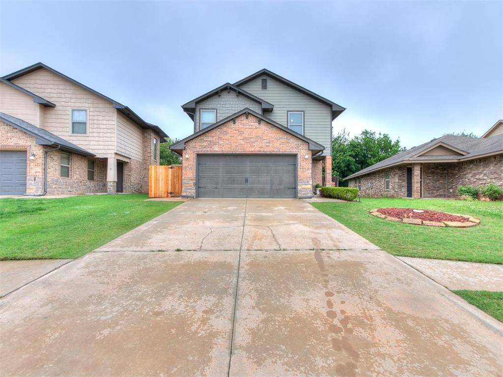 912 Saint Cecil, Moore, OK 73160