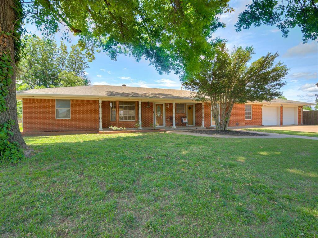 703 W Adams ST, Crescent, OK 73028