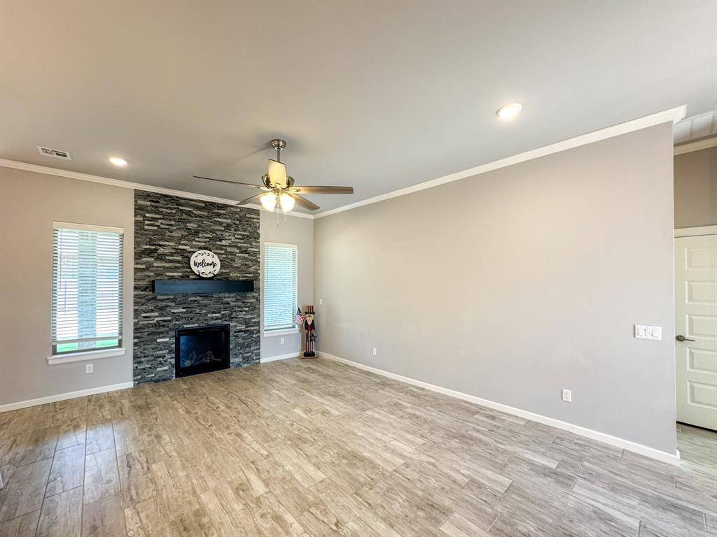 2909 Summit Hollow CIR, Norman, OK 73071