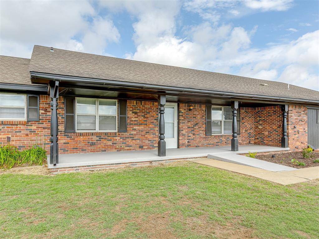 202 Walter WAY, Anadarko, OK 73005