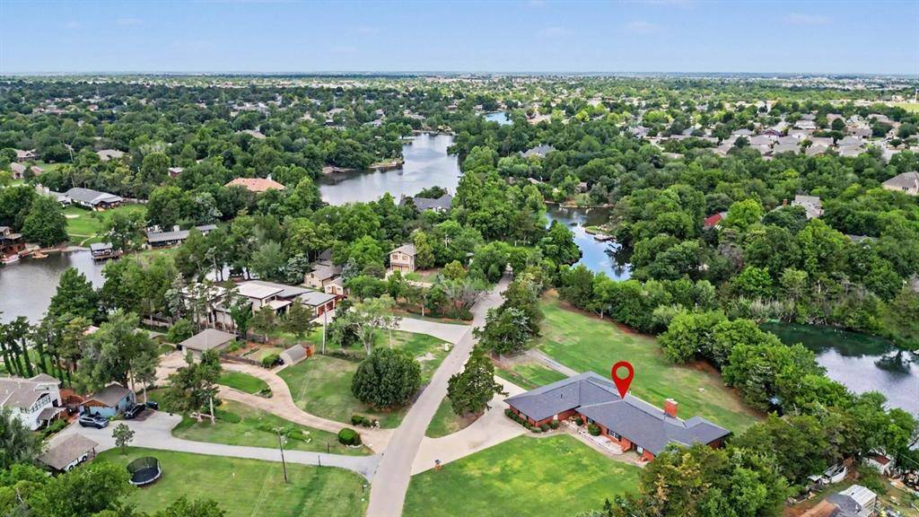 9600 Silver Lake DR, Oklahoma City, OK 73162