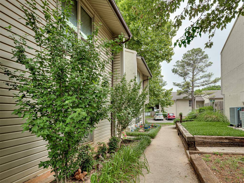 800 Cardinal Creek BLVD #C, Norman, OK 73072